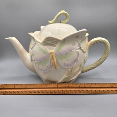 LOT 121: Vintage Lenox China Garden Splendor Butterfly Teapot, Creamer, and Sugar Set