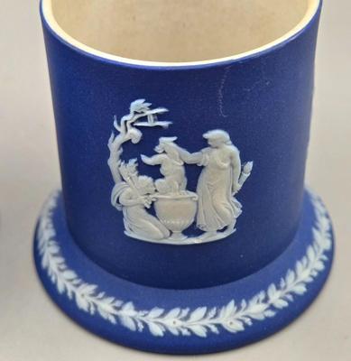 LOT 123: Antique Wedgwood Jasperware Plate and Multiple Spill Vases