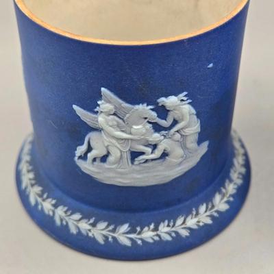 LOT 123: Antique Wedgwood Jasperware Plate and Multiple Spill Vases