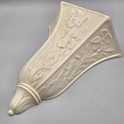 LOT 126: Set of 2 Vintage Lenox Masterpiece Embossed Irises Hanging Vases