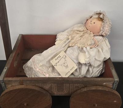 LOT 135: 1995 Little Souls Tiffany by Gretchen Wilson with Her Own Wagon