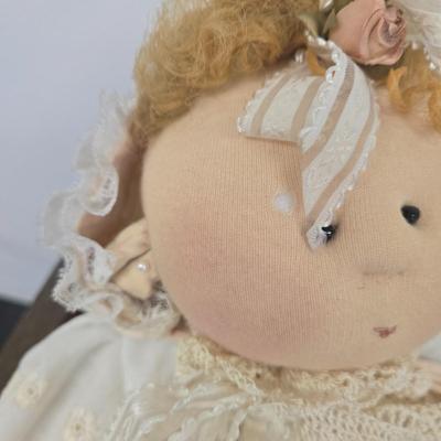 LOT 135: 1995 Little Souls Tiffany by Gretchen Wilson with Her Own Wagon