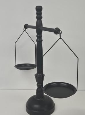 LOT 137: Black Metal Balancing Scale