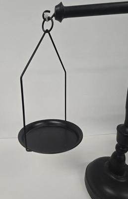 LOT 137: Black Metal Balancing Scale