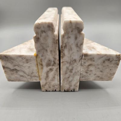 LOT 138: Vintage Cast Metal LEX Scales of Justice Bookend and Set of Marble-Like Bookends