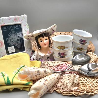 LOT 144: Vintage Lady Head Vase, 6 Royal Worcester Evesham Vale Ramekins, Picture Frame, Linen Napkins, Pottery Barn Salad Serving...