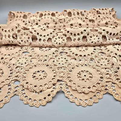 LOT 144: Vintage Lady Head Vase, 6 Royal Worcester Evesham Vale Ramekins, Picture Frame, Linen Napkins, Pottery Barn Salad Serving...