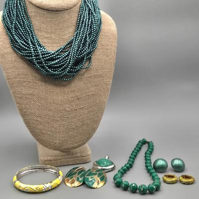 LOT 158J: Green Bead Necklace, Yellow Enamel Bangle Bracelet, and More
