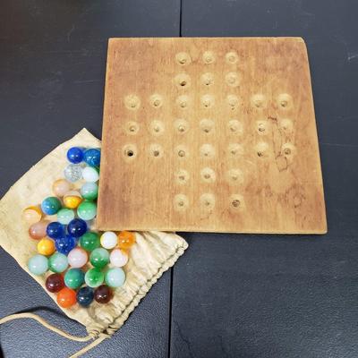 LOT 166: Vintage Chinese Checkers Boards with Marbles & Drueke Wooden Cribbage Set