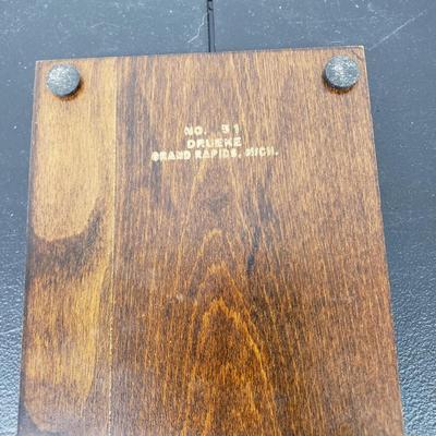 LOT 166: Vintage Chinese Checkers Boards with Marbles & Drueke Wooden Cribbage Set