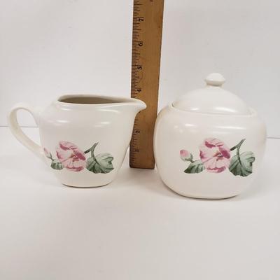 LOT 167: Assorted Pfaltzgraff Cape May Floral Serving Pieces