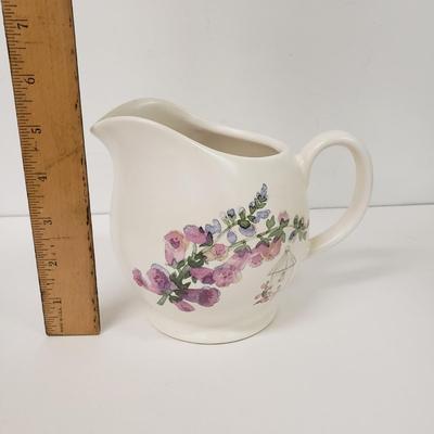 LOT 168: Pfaltzgraff Cape May Everyday Dishes