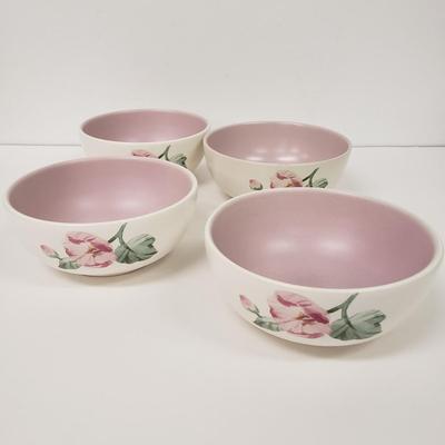 LOT 168: Pfaltzgraff Cape May Everyday Dishes