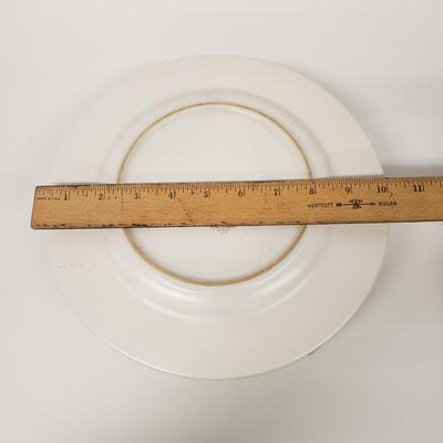 LOT 168: Pfaltzgraff Cape May Everyday Dishes