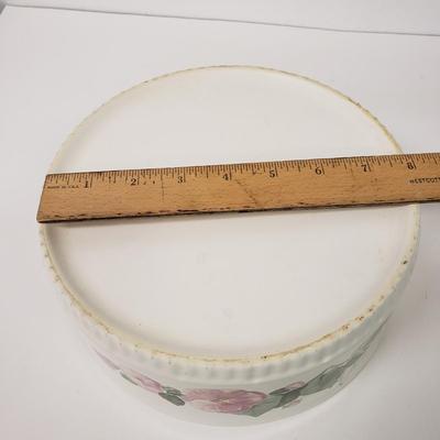 LOT 169: Collection of Cape May Tableware by Pfaltzgraff