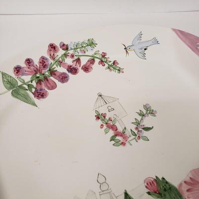 LOT 169: Collection of Cape May Tableware by Pfaltzgraff