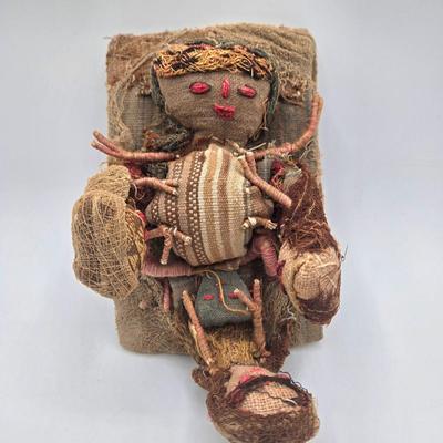 LOT 171: Very Early Peruvian Chancay Doll Antique Primitive Birthing Doll