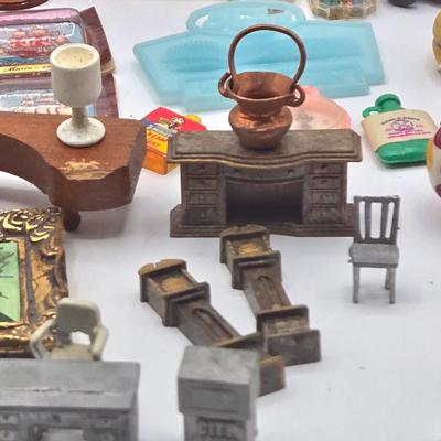 LOT 172J: Vintage Wooden Game Pieces, Miniature Doll Accessories, Plastic Charms, and More