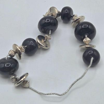 LOT 175J: Variety of Bracelets, Ankle Bracelets, and More