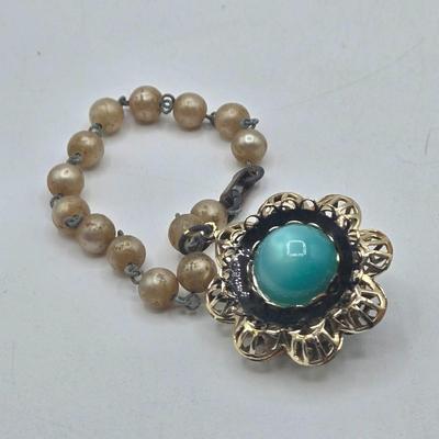 LOT 175J: Variety of Bracelets, Ankle Bracelets, and More