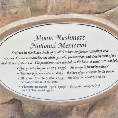 LOT 194: Dept. 56 American Pride Series - Mount Rushmore Monument w/ Marble Base