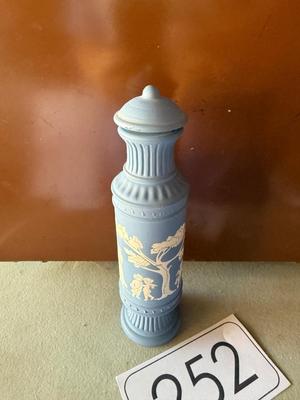 Sale Photo Thumbnail #2202: .