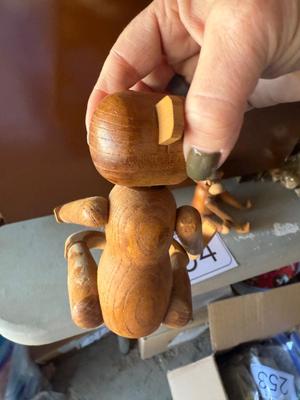 Sale Photo Thumbnail #2212: .