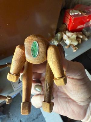 Sale Photo Thumbnail #2214: .