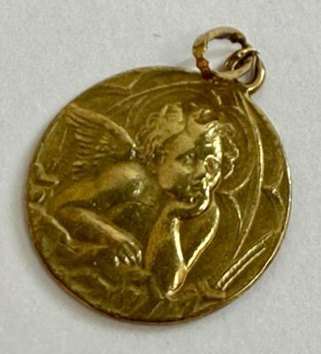 Sale Photo Thumbnail #6: Weight is 2.6g. Engraved with script initials on the reverse.