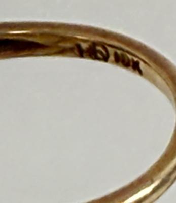 Sale Photo Thumbnail #22: total weight is 3.3g, size 7. Beautiful condition.