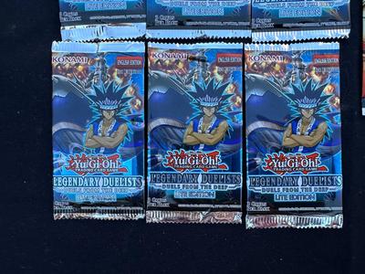 6 PACKS OF YU-GI-OH LEGENDARY DUELISTS TRADING CARDS & PACK OF THUNDERCATS TRADING CARDS