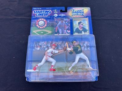 STARTING LINEUP CLASSIC DOUBLE “MARK McGWIRE” FIGURES