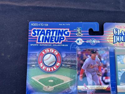 STARTING LINEUP CLASSIC DOUBLE “MARK McGWIRE” FIGURES