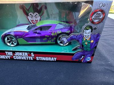 JADA “THE JOKER & 2009 CHEVY CORVETTE STINGRAY” DIE CAST FIGURE