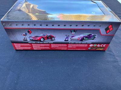 JADA “HARLEY QUINN & 1969 CHEVY CORVETTE STINGRAY” DIE CAST FIGURE