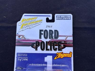 JOHNNY LIGHTNING LIMITED EDITION 1964 FORD POLICE COUNTRY SQUIRE