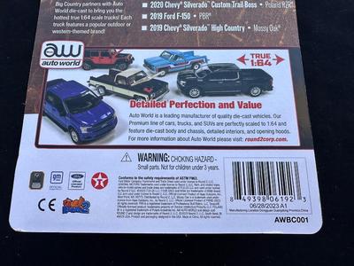 BIG COUNTRY COLLECTIBLES - HUETT FARMS 1965 CHEVY SUBURBAN