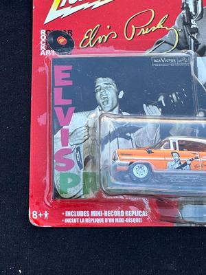 JOHNNY LIGHTNING “ELVIS PRESLEY” 1957 LINCOLN PREMIERE
