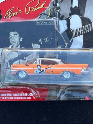 JOHNNY LIGHTNING “ELVIS PRESLEY” 1957 LINCOLN PREMIERE