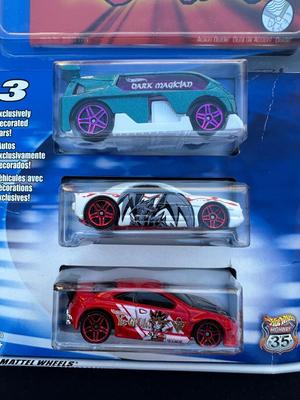 HOT WHEELS “YU-GI-OH” 3-CAR SET WITH LIMITED EDITION COLLECTOR GUIDE