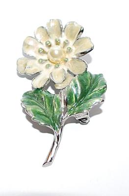 Beige FLOWER BROOCH (2" x 1") with Center Faux Pearl and Green Leaves on a Silver Tone Setting