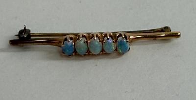 Sale Photo Thumbnail #145: No markings, non-magnetic and tested as 10k gold with a test kit. 2.9g total weight.