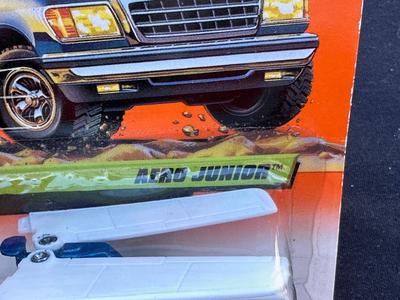 MATCHBOOK AERO JUNIOR