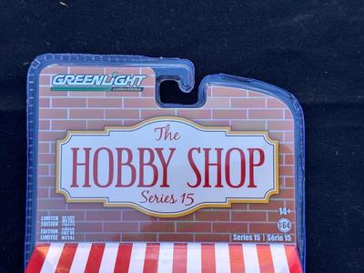 GREENLIGHT COLLECTIBLES “THE HOBBY SHOP” SERIES 15 LIMITED EDITION 1963 CHEVROLET BEL AIR WITH VINTAGE GAS PUMP