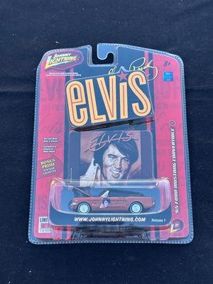 JOHNNY LIGHTNING LIMITED EDITION ELVIS PRESLEY ‘65 FORD MUSTANG CONVERTIBLE