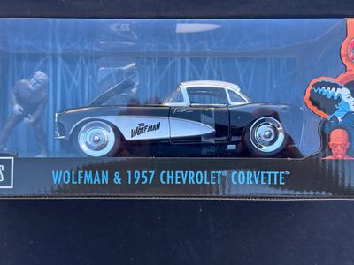 JADA - UNIVERSAL MONSTERS WOLFMAN & 1957 CHEVROLET CORVETTE