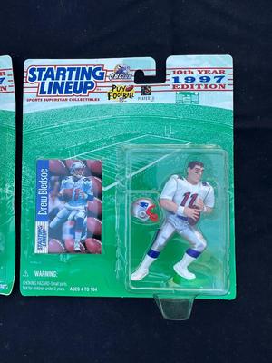 STARTING LINEUP 1997 10th YEAR EDITION COLLECTIBLE FIGURES OF BRETT FAVRE AND DREW BLEDSOE