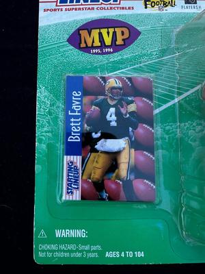 STARTING LINEUP 1997 10th YEAR EDITION COLLECTIBLE FIGURES OF BRETT FAVRE AND DREW BLEDSOE