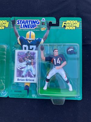 STARTING LINEUP ‘00/‘01 COLLECTIBLE FIGURES OF RANDY MOSS AND BRIAN GRIESE