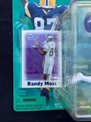 STARTING LINEUP ‘00/‘01 COLLECTIBLE FIGURES OF RANDY MOSS AND BRIAN GRIESE